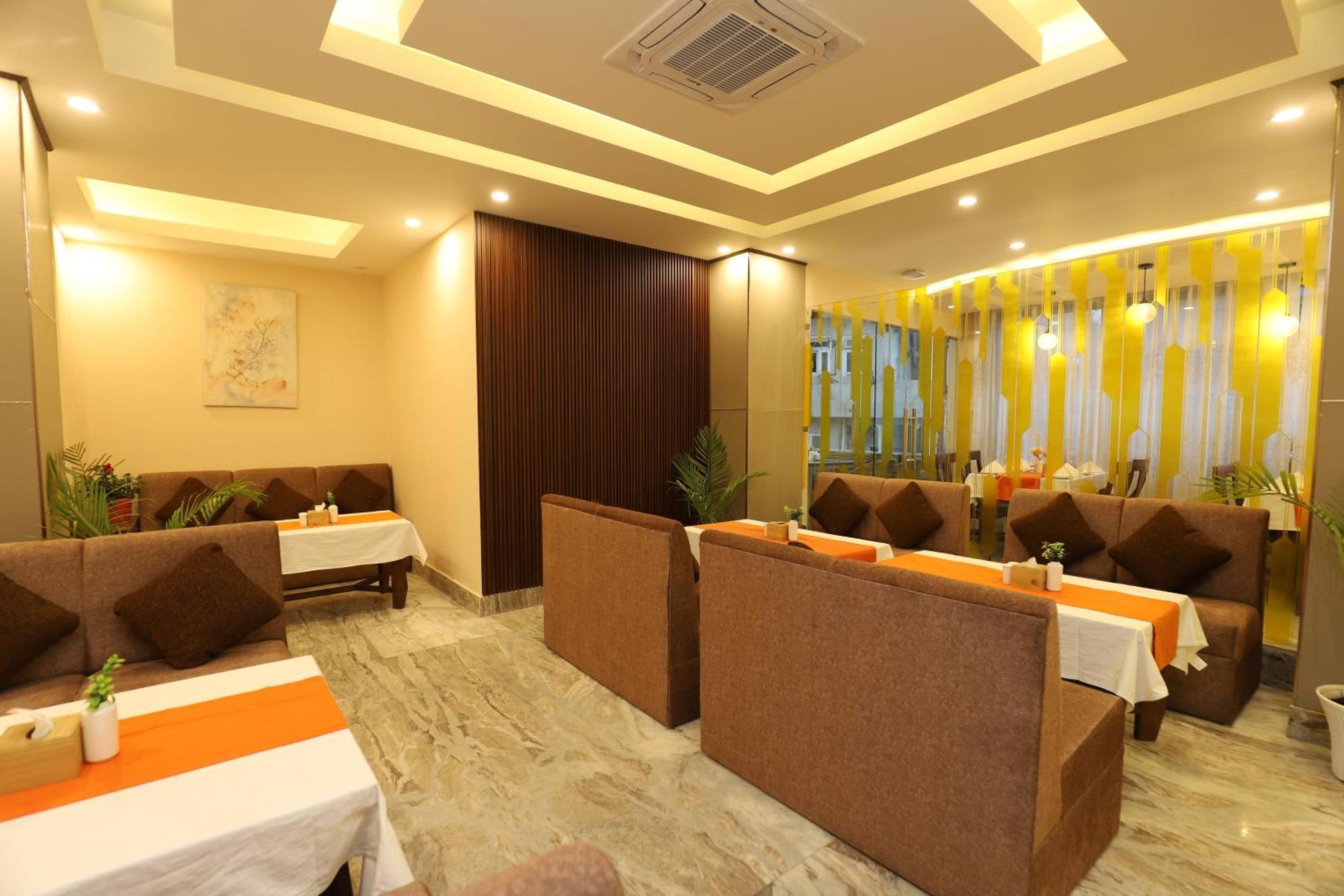 Apex Business Hotel - Airport Kathmandu Exterior foto